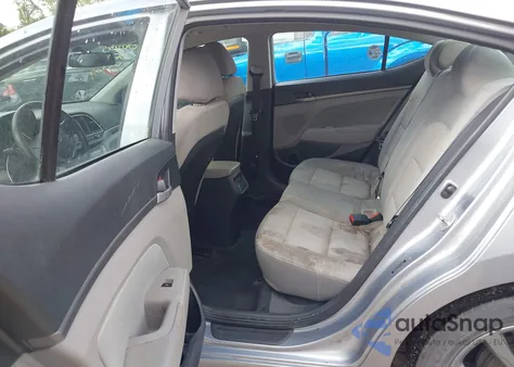 2017 Hyundai Elantra Se z USA, uszkodzony, nr VIN 5NPD84LFXHH158569